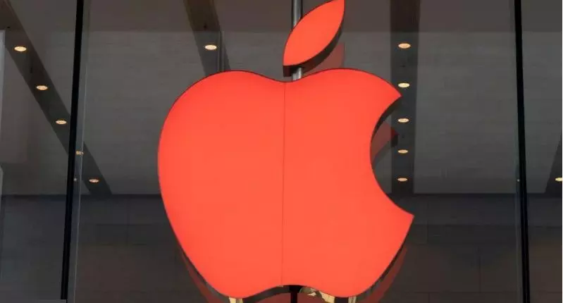 ഉപരോധിച്ച് ആപ്പിളും; യുക്രൈൻ അധിനിവേശത്തിൽ പ്രതിഷേധിച്ച് റഷ്യയിലെ വിൽപ്പന നിർത്തിവെച്ചു ഉപരോധിച്ച് ആപ്പിളും; യുക്രൈൻ അധിനിവേശത്തിൽ പ്രതിഷേധിച്ച് റഷ്യയിലെ വിൽപ്പന നിർത്തിവെച്ചു