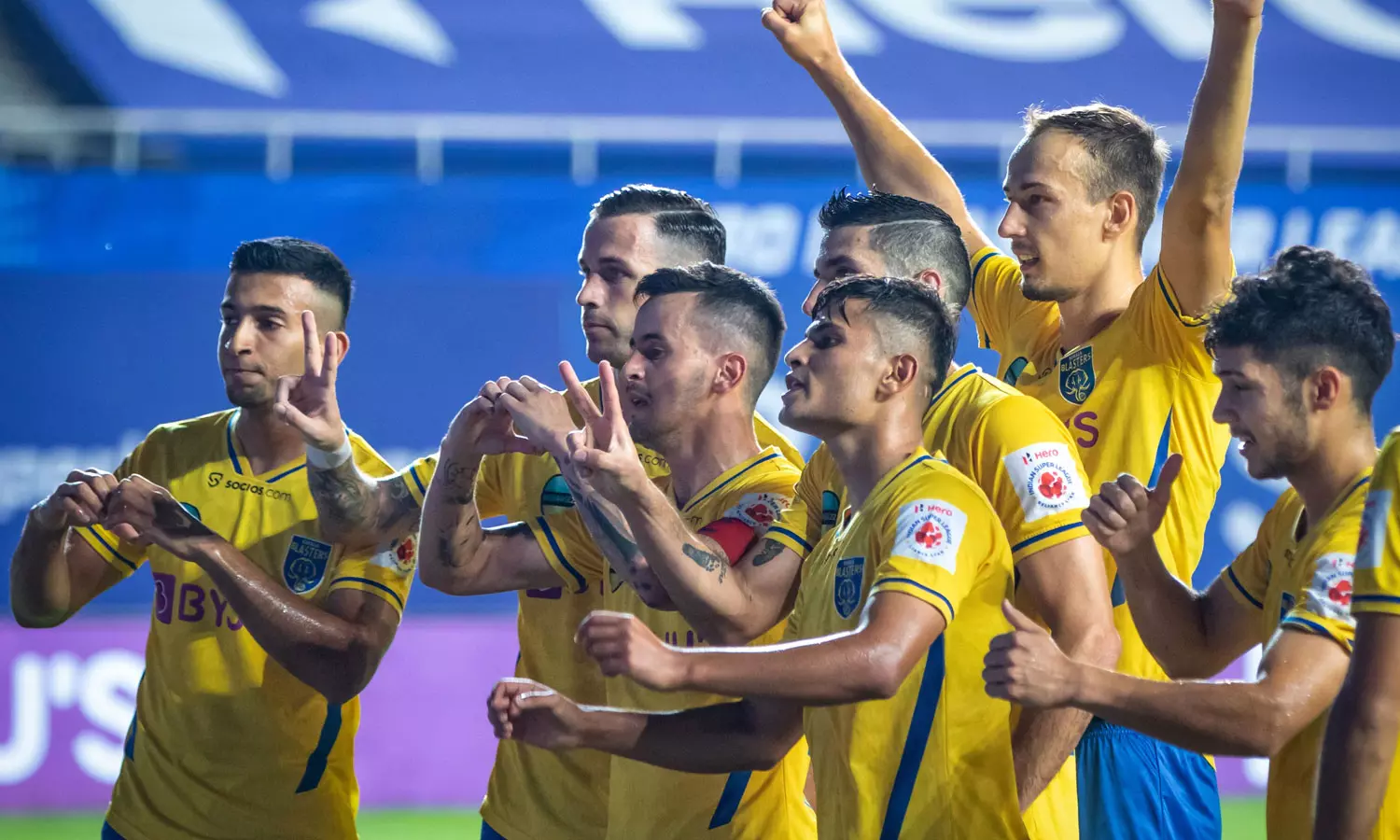 ബ്ലാസ്റ്റേഴ്സിന് ഇന്ന് ജീവന്മരണ പോരാട്ടം; തോറ്റാല് സെമി കാണാതെ പുറത്ത് ബ്ലാസ്റ്റേഴ്സിന് ഇന്ന് ജീവന്മരണ പോരാട്ടം; തോറ്റാല് സെമി കാണാതെ പുറത്ത്