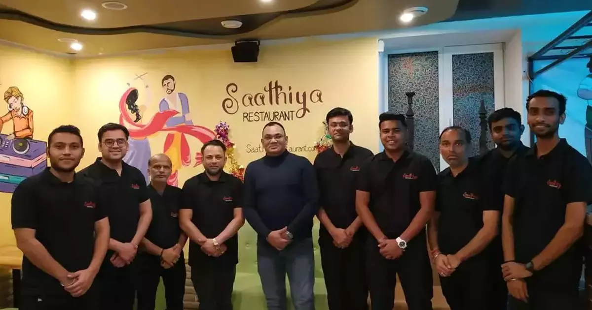 റഷ്യ യുദ്ധം തുടങ്ങിയ അന്ന് ചിക്കൻ ബിരിയാണി നൽകി;യുദ്ധകാലത്ത് ബങ്കറായി കിയവിലെ ഇന്ത്യൻ റസ്റ്റാറൻറ്‌