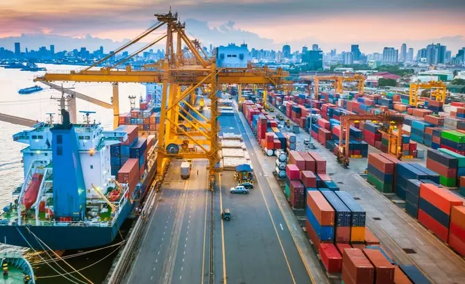 2030 ഓടെ സൗദിയുടെ കയറ്റുമതി   354 ബില്യണ്‍ ഡോളറിലെത്തും