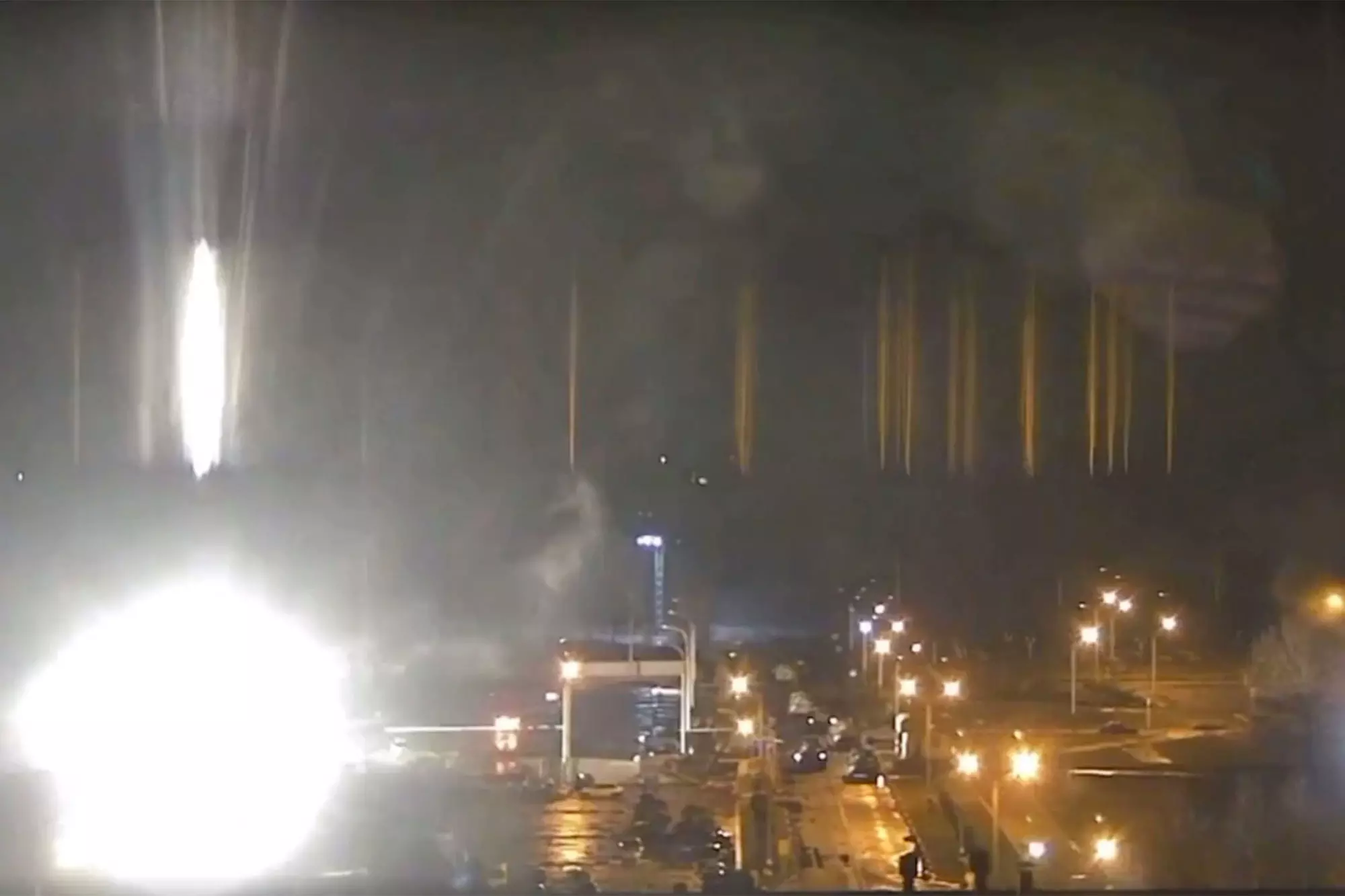 ആറ് ചെർണോബിൽ ദുരന്തത്തിനു തുല്യം; സാപ്രോഷ്യയിലെ ആണവനിലയ ആക്രമണത്തെക്കുറിച്ച് സെലൻസ്‌കി