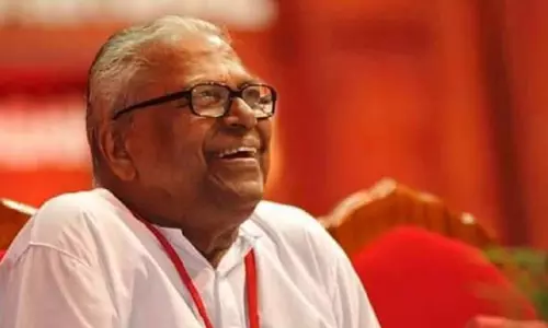 വിഎസ് സി.പി.എം സംസ്ഥാന കമ്മിറ്റിയില്‍ പ്രത്യേക ക്ഷണിതാവ്