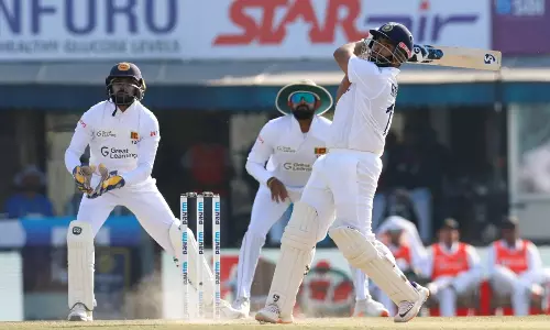 ശ്രീലങ്കക്കെതിരെ വീണ്ടും വീണ്ടും പന്താട്ടം; ആദ്യദിനം ഇന്ത്യ മികച്ച നിലയിൽ