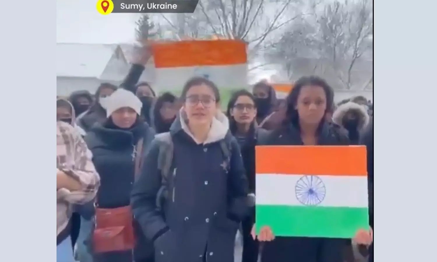 യുക്രൈന്റെ പടിഞ്ഞാറൻ അതിർത്തി വഴി കടക്കാൻ കാത്തിരിക്കണമെന്ന് ഇന്ത്യൻ എംബസി