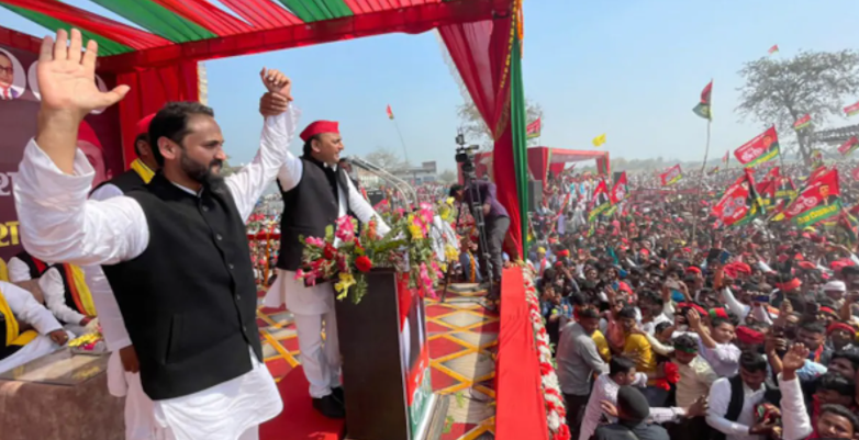 യു.പിയിൽ അവസാനലാപ്പിൽ തിരിച്ചടി; ബി.ജെ.പി എം.പി റിത ബഹുഗുണയുടെ മകൻ എസ്.പിയിൽ