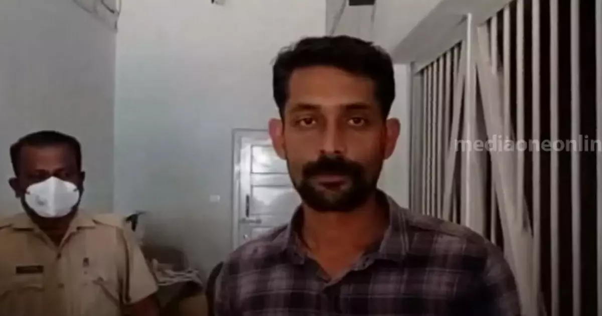 തനിച്ചു താമസിക്കുന്ന വയോധികയെ ആക്രമിച്ച് സ്വര്ണം കവര്ന്നു: രണ്ടു പേര് അറസ്റ്റില് തനിച്ചു താമസിക്കുന്ന വയോധികയെ ആക്രമിച്ച് സ്വര്ണം കവര്ന്നു: രണ്ടു പേര് അറസ്റ്റില്