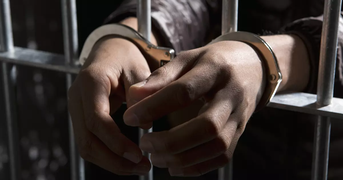 ഗർഭിണിയെയും ഭർത്താവിനെയും ആക്രമിച്ച കേസ്: വർക് ഷോപ്പ് ജീവനക്കാരനെ കേസിൽ നിന്ന് ഒഴിവാക്കി ഗർഭിണിയെയും ഭർത്താവിനെയും ആക്രമിച്ച കേസ്: വർക് ഷോപ്പ് ജീവനക്കാരനെ കേസിൽ നിന്ന് ഒഴിവാക്കി