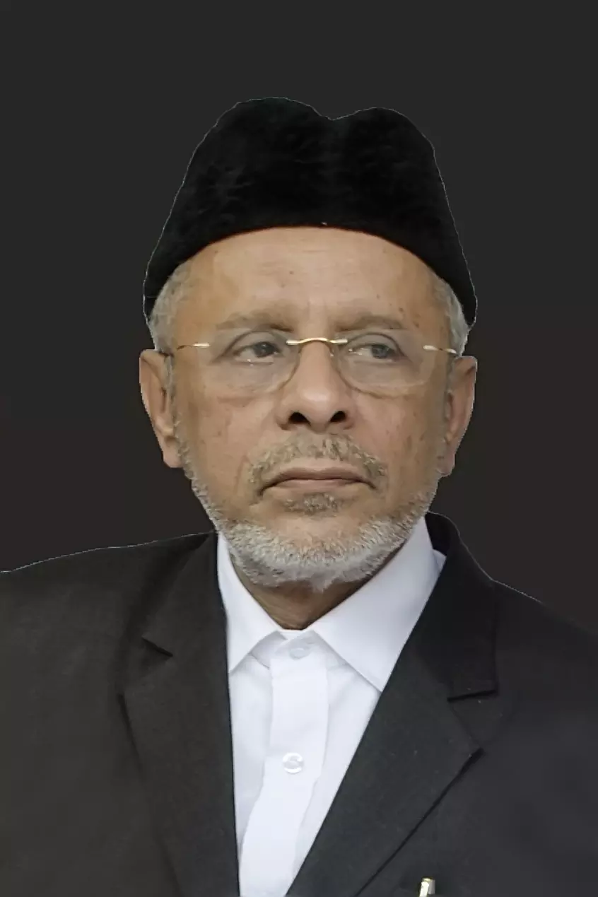 ഹൈദരലി തങ്ങൾ സൗഹൃദത്തിന് വേണ്ടി നിലകൊണ്ട നേതാവ് :കൾച്ചറൽ ഫോറം ഹൈദരലി തങ്ങൾ സൗഹൃദത്തിന് വേണ്ടി നിലകൊണ്ട നേതാവ് :കൾച്ചറൽ ഫോറം