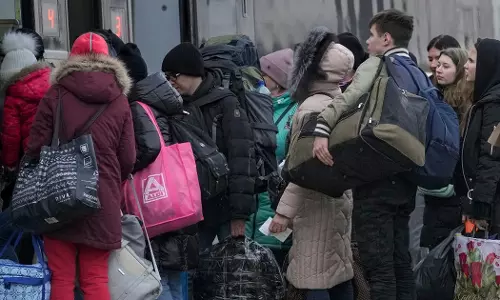 റഷ്യയുടെ അധിനിവേശം: യുക്രൈനില് നിന്ന് 15 ലക്ഷം പേര് പലായനം ചെയ്തെന്ന് യുഎന് റഷ്യയുടെ അധിനിവേശം: യുക്രൈനില് നിന്ന് 15 ലക്ഷം പേര് പലായനം ചെയ്തെന്ന് യുഎന്