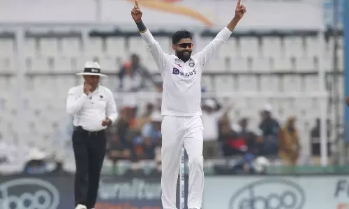 ലങ്കയ്ക്ക് മുകളിൽ ജഡേജയുടെ ആറാട്ട്; ഇന്ത്യയ്ക്ക് ഇന്നിങ്‌സ് ജയം