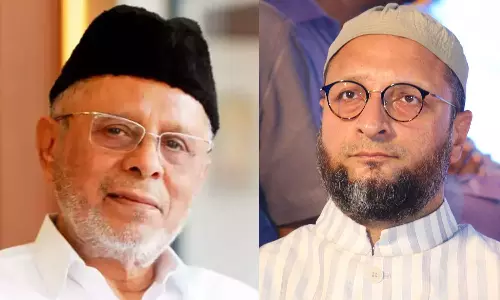 ലീഗിനു മാത്രമല്ല, നമുക്കെല്ലാം തീരാനഷ്ടം; ഹൈദരലി തങ്ങളുടെ വിയോഗത്തിൽ അസദുദ്ദീൻ ഉവൈസി ലീഗിനു മാത്രമല്ല, നമുക്കെല്ലാം തീരാനഷ്ടം; ഹൈദരലി തങ്ങളുടെ വിയോഗത്തിൽ അസദുദ്ദീൻ ഉവൈസി