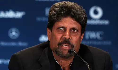 കൂടുതല് അവസരങ്ങള് കിട്ടിയിരുന്നെങ്കില് എന്റെ റെക്കോര്ഡുകള് അവന് എന്നോ മറികടന്നേനെ; ഇന്ത്യന് ബൗളറെ വാനോളം പുകഴ്ത്തി കപില് ദേവ് കൂടുതല് അവസരങ്ങള് കിട്ടിയിരുന്നെങ്കില് എന്റെ റെക്കോര്ഡുകള് അവന് എന്നോ മറികടന്നേനെ; ഇന്ത്യന് ബൗളറെ വാനോളം പുകഴ്ത്തി കപില് ദേവ്