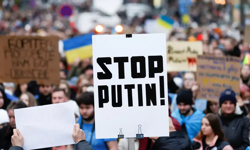 റഷ്യയും യുക്രൈനും പിന്നെ യുദ്ധ സമയത്തെ മാധ്യമ സദാചാരവും