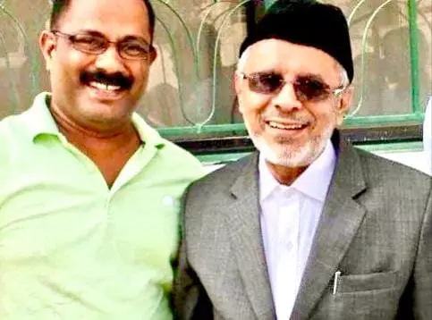 ഷാജി എന്നൊരു വിളിയുണ്ട്, തോളിൽ കൈവച്ച് മുഖത്തുനോക്കിയൊരു പുഞ്ചിരിയുണ്ട്- ഹൈദരലി തങ്ങളെക്കുറിച്ച് വൈകാരിക കുറിപ്പുമായി കെ.എം ഷാജി