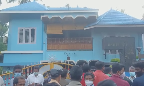 വര്‍ക്കല തീപ്പിടിത്തം; പുക ശ്വസിച്ചതാകാം മരണത്തിന് കാരണമെന്ന് ഫയർ ആൻഡ് റെസ്ക്യൂ ഓഫീസർ