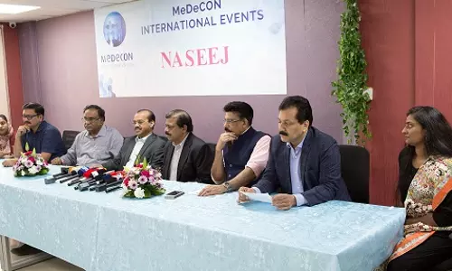 യു.എ.ഇക്ക് അഭിവാദ്യമര്‍പ്പിച്ച് പ്രവാസികളായ   50 വനിതാ ഡോക്ടര്‍മാര്‍ നൃത്തവേദിയിലേക്ക്