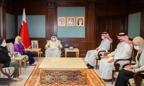 ദിസ് ഈസ് ബഹ്റൈൻ സൊസൈറ്റി പ്രസിഡന്റിനെ വിദേശകാര്യ മന്ത്രി സ്വീകരിച്ചു ദിസ് ഈസ് ബഹ്റൈൻ സൊസൈറ്റി പ്രസിഡന്റിനെ വിദേശകാര്യ മന്ത്രി സ്വീകരിച്ചു