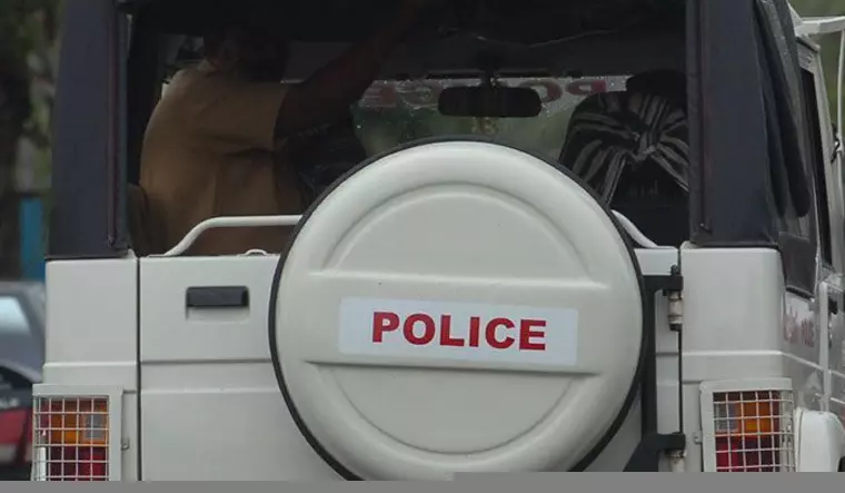 പൊലീസ് വാഹനങ്ങൾക്ക് പെട്രോള്‍ അടിക്കാന്‍ പൈസയില്ല; പണം അനുവദിക്കണമെന്ന അപേക്ഷ സർക്കാർ തള്ളി