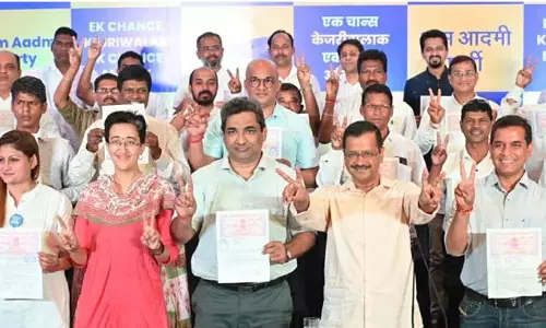 കോൺഗ്രസിന് പിന്നാലെ സ്ഥാനാർഥികളെ രഹസ്യകേന്ദ്രത്തിലേക്ക് മാറ്റി ആംആദ്മി പാർട്ടിയും ?