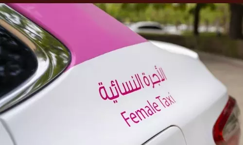 ഒമാനിൽ വനിത ടാക്സിയുടെ ഔദ്യോഗിക ലോഞ്ചിങ്;  ഒരു മാസത്തിനുള്ളിൽ ത്തിയാക്കിയത് 1,000 ട്രിപ്പുകൾ