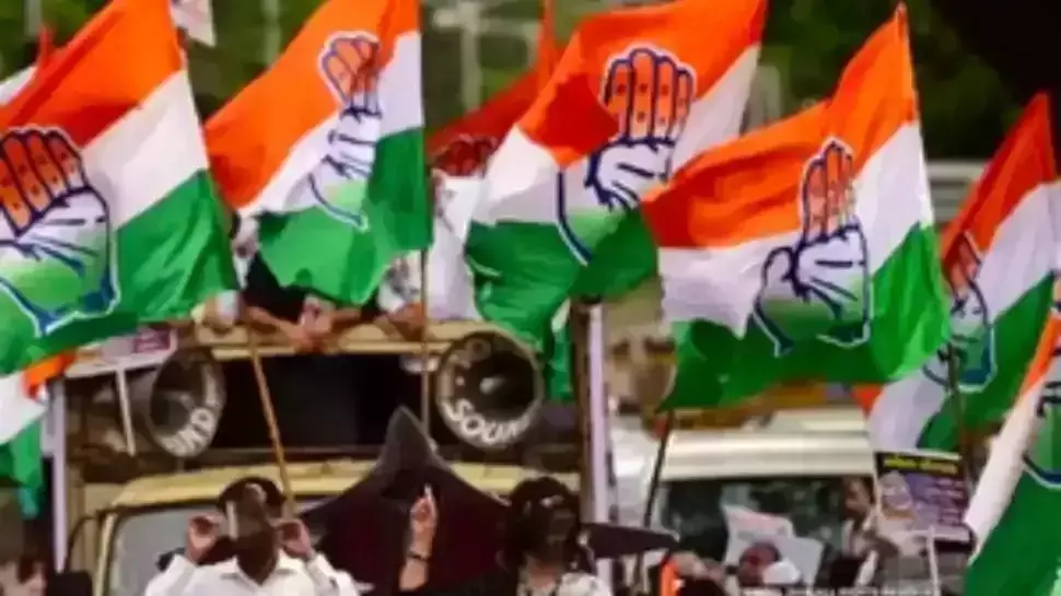 ലീഡ് നില മാറിമറിഞ്ഞ് മണിപ്പൂര്; കോണ്ഗ്രസ് മുന്നില് ലീഡ് നില മാറിമറിഞ്ഞ് മണിപ്പൂര്; കോണ്ഗ്രസ് മുന്നില്