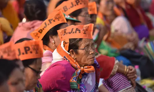 മണിപ്പൂരില് ബി.ജെ.പി കേവല ഭൂരിപക്ഷം കടന്നു മണിപ്പൂരില് ബി.ജെ.പി കേവല ഭൂരിപക്ഷം കടന്നു