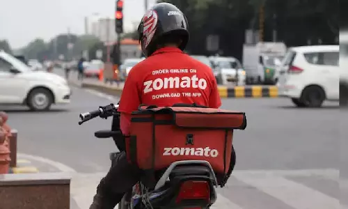 ശമ്പളം കൃത്യമായി ലഭിച്ചില്ല; സൊമാറ്റോ ജീവനക്കാർ സമരത്തിൽ ശമ്പളം കൃത്യമായി ലഭിച്ചില്ല; സൊമാറ്റോ ജീവനക്കാർ സമരത്തിൽ