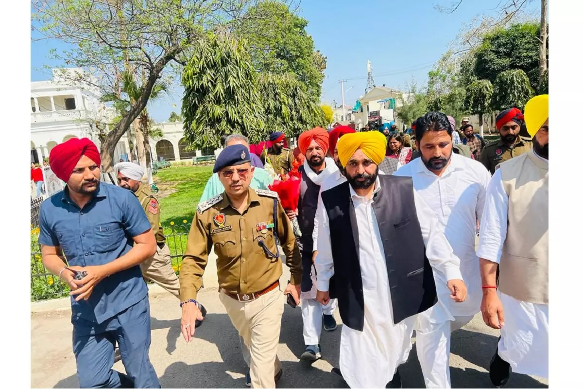 ഭഗവന്ത് മാൻ രാജ്ഭവനിലെത്തി; പഞ്ചാബിലെ ആം ആദ്മി സർക്കാറിന്റെ സത്യപ്രതിജ്ഞ ബുധനാഴ്ച