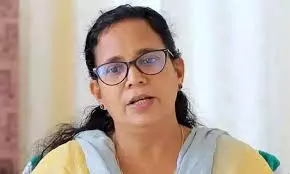 ജോസഫൈന്‍റെ സ്ത്രീവിരുദ്ധ ആശയങ്ങള്‍ തന്നെയാണ് ശൈലജ ടീച്ചറും ഫലിതരൂപത്തില്‍ അവതരിപ്പിച്ചതെന്ന് കെ.ക രമ