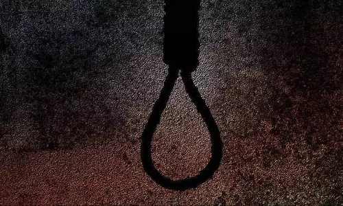 തിരുവല്ലയില്‍ പ്രസവാനന്തര ശ്രുശ്രൂഷയിലിരുന്ന 22കാരി വീടിനുള്ളില്‍ തൂങ്ങി മരിച്ചു