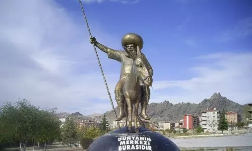 മുല്ല നസ്റുദ്ദീൻ ഹോജയുടെ കർമ്മമണ്ഡലത്തിൽ