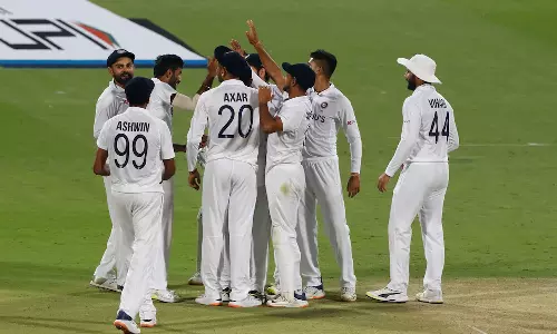 ചിന്നസ്വാമിയിൽ ഇന്ത്യൻ തേരോട്ടം; ആദ്യദിനം ശ്രീലങ്ക ആറിന് 86 റൺസ്