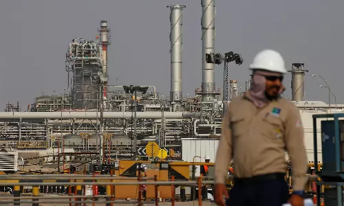 സൗദി അറേബ്യയുടെ എണ്ണ ഉൽപാദനത്തിൽ റെക്കോർഡ് വർധനവ് സൗദി അറേബ്യയുടെ എണ്ണ ഉൽപാദനത്തിൽ റെക്കോർഡ് വർധനവ്