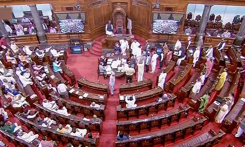 രാജ്യസഭാ തെരഞ്ഞെടുപ്പിന്റെ വിജ്ഞാപനം ഇന്ന്; യു.ഡി.എഫ് സ്ഥാനാർത്ഥിയുടെ കാര്യത്തിൽ അനിശ്ചിതത്വം തുടരുന്നു രാജ്യസഭാ തെരഞ്ഞെടുപ്പിന്റെ വിജ്ഞാപനം ഇന്ന്; യു.ഡി.എഫ് സ്ഥാനാർത്ഥിയുടെ കാര്യത്തിൽ അനിശ്ചിതത്വം തുടരുന്നു