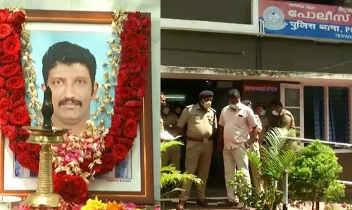ശരീരത്തിൽ 12 ഇടങ്ങളിൽ ചതവ്; തിരുവല്ലം കസ്റ്റഡി മരണത്തില് പൊലീസ് വാദം പൊളിയുന്നു ശരീരത്തിൽ 12 ഇടങ്ങളിൽ ചതവ്; തിരുവല്ലം കസ്റ്റഡി മരണത്തില് പൊലീസ് വാദം പൊളിയുന്നു