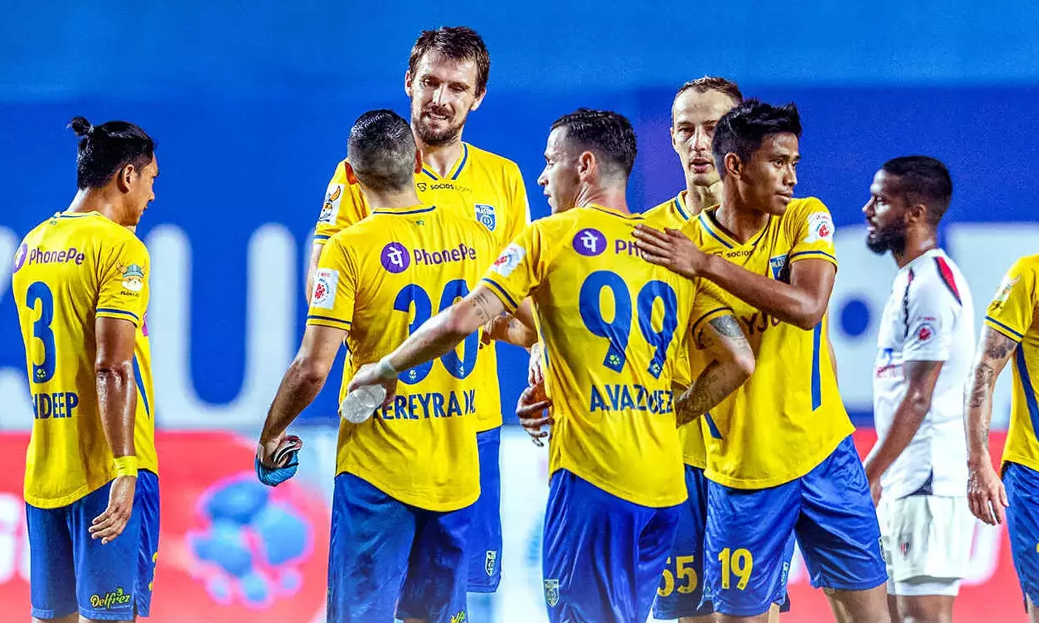 സമനില മതി, ബ്ലാസ്റ്റേഴ്സിന് ഫൈനലിലെത്താൻ: രണ്ടാം പാദം ഇന്ന് സമനില മതി, ബ്ലാസ്റ്റേഴ്സിന് ഫൈനലിലെത്താൻ: രണ്ടാം പാദം ഇന്ന്