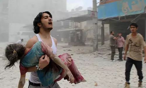 റഷ്യ സ്പോൺസർ ചെയ്യുന്ന മറ്റൊരു യുദ്ധം; മരിച്ചുവീണത് അഞ്ചുലക്ഷം പേർ, ജനസംഖ്യയുടെ പാതിയും കൊടിയ പട്ടിണിയിൽ- സിറിയയുടെ 11 നരകവർഷങ്ങള് റഷ്യ സ്പോൺസർ ചെയ്യുന്ന മറ്റൊരു യുദ്ധം; മരിച്ചുവീണത് അഞ്ചുലക്ഷം പേർ, ജനസംഖ്യയുടെ പാതിയും കൊടിയ പട്ടിണിയിൽ- സിറിയയുടെ 11 നരകവർഷങ്ങള്