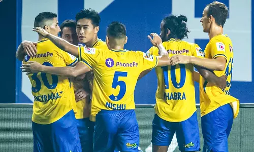 ഭാഗ്യം കൊണ്ട് കടന്നുകൂടിയതല്ല, കളിച്ചു കയറിയതു തന്നെ... ഇത് ബ്ലാസ്‌റ്റേഴ്‌സ് അർഹിച്ച ഫൈനൽ