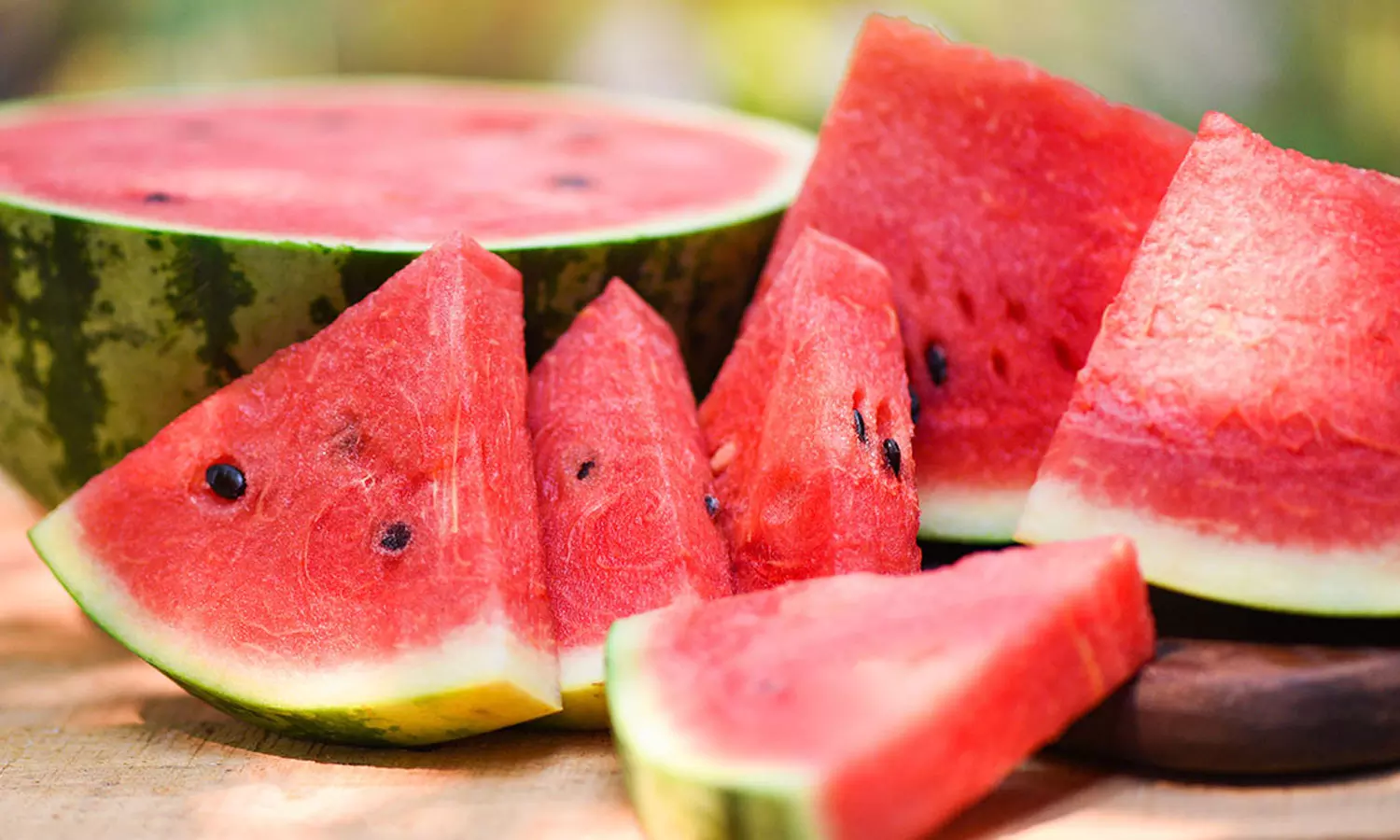 വേനൽക്കാലത്ത് തണ്ണിമത്തൻ ഒരു അത്ഭുത ഫലം;ഗുണങ്ങൾ ഇവയാണ് വേനൽക്കാലത്ത് തണ്ണിമത്തൻ ഒരു അത്ഭുത ഫലം;ഗുണങ്ങൾ ഇവയാണ്