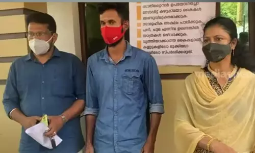 അമേരിക്കയിൽ ജോലി വാഗ്ദാനം ചെയ്ത് 40 ലേറെ പേരിൽ നിന്ന് പണം തട്ടിയതായി പരാതി