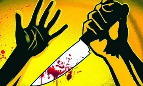 ഇരിങ്ങാലക്കുടയിൽ കോളജ് വിദ്യാർഥിക്ക് കുത്തേറ്റു; പ്രതികള്‍ പൊലീസ് കസ്റ്റഡിയില്‍