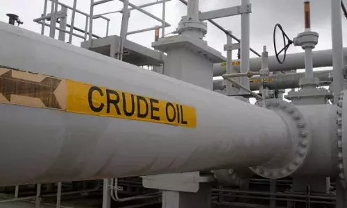 റഷ്യയിൽ നിന്ന് ഡിസ്‌കൗണ്ടിൽ എണ്ണ വാങ്ങാനൊരുങ്ങി ഇന്ത്യ