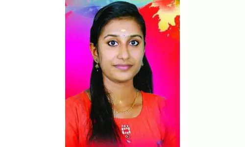 മീഡിയവൺ ക്യാമറാപേഴ്സണ്‍ വി.വി ഷിജിത്തിന്‍റെ ഭാര്യ ആതിര അന്തരിച്ചു