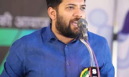 പാലക്കാട് യൂത്ത് കോൺഗ്രസ് മാർച്ചിൽ സംഘർഷം; ഷാഫി പറമ്പിൽ അറസ്റ്റിൽ