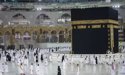 സൗദിയിൽ ഉംറ വിസിറ്റ് വിസ പദ്ധതി പ്രഖ്യാപിച്ചു സൗദിയിൽ ഉംറ വിസിറ്റ് വിസ പദ്ധതി പ്രഖ്യാപിച്ചു