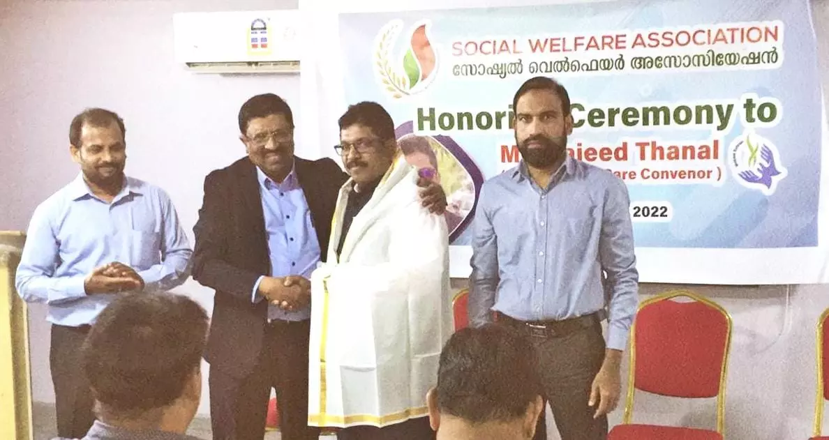 വെല്‍കെയര്‍-മെഡ്‌കെയര്‍ കണ്‍വീനര്‍ മജീദ് തണലിനെ ആദരിച്ചു