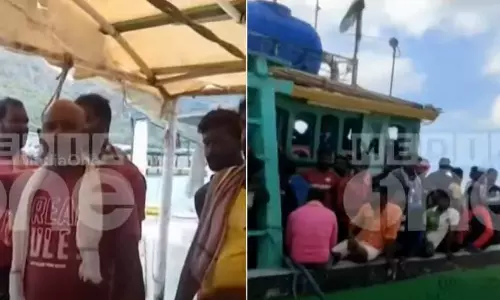 സമുദ്രാതിർത്തി കടന്നത് അബദ്ധത്തില്, മോചനത്തിന് സർക്കാറുകൾ ഇടപെടണം: സീഷെൽസിൽ കുടുങ്ങിയ മത്സ്യതൊഴിലാളികൾ സമുദ്രാതിർത്തി കടന്നത് അബദ്ധത്തില്, മോചനത്തിന് സർക്കാറുകൾ ഇടപെടണം: സീഷെൽസിൽ കുടുങ്ങിയ മത്സ്യതൊഴിലാളികൾ