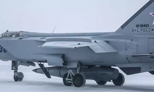 ആണവായുധം വഹിക്കാൻ ശേഷി, ശബ്ദത്തേക്കാൾ പത്തുമടങ്ങ് വേഗം; യുക്രൈനിൽ ഹൈപ്പർസോണിക് മിസൈൽ കിൻസൽ പ്രയോഗിച്ച് റഷ്യ