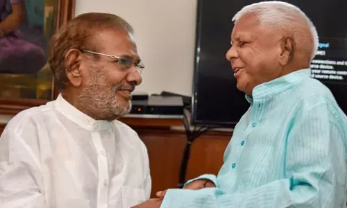 വേര്‍പിരിഞ്ഞത് 25 വര്‍ഷം മുന്‍പ്; ശരദ് യാദവിന്‍റെ എല്‍ജെഡി ഇന്ന് ലാലുവിന്‍റെ ആര്‍ജെഡിയില്‍ ലയിക്കും