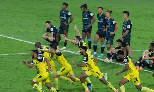 വീണ്ടും പെനാൽറ്റി കണ്ണീർ: കിരീടത്തിനായുള്ള ബ്ലാസ്റ്റേഴ്‌സിന്റെ കാത്തിരിപ്പ് തുടരും